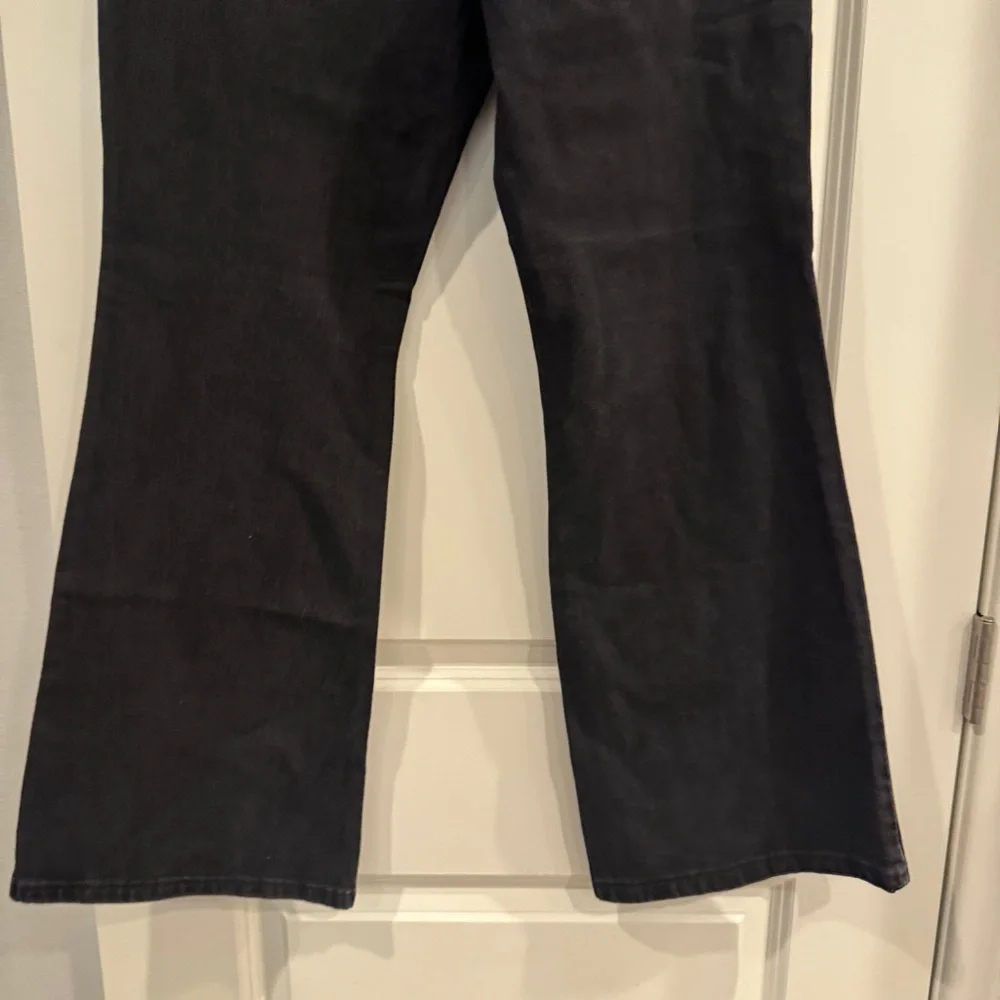 Universal Thread High Rise Flare Pants Black Jeans Size 10 /S Short New NWT - Picture 12 of 12